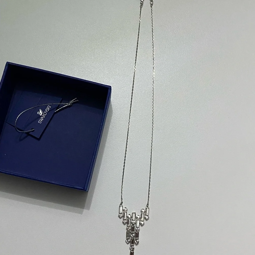 Swarovski Viola Crystal Necklace - Picture 3 of 6